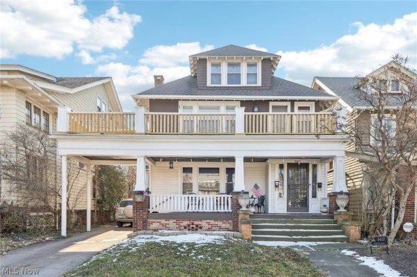 9407 CLIFTON BLVD, CLEVELAND, OH 44102 - Image e16b7b342d0db206e05ee7ba9bab6d38/950104625