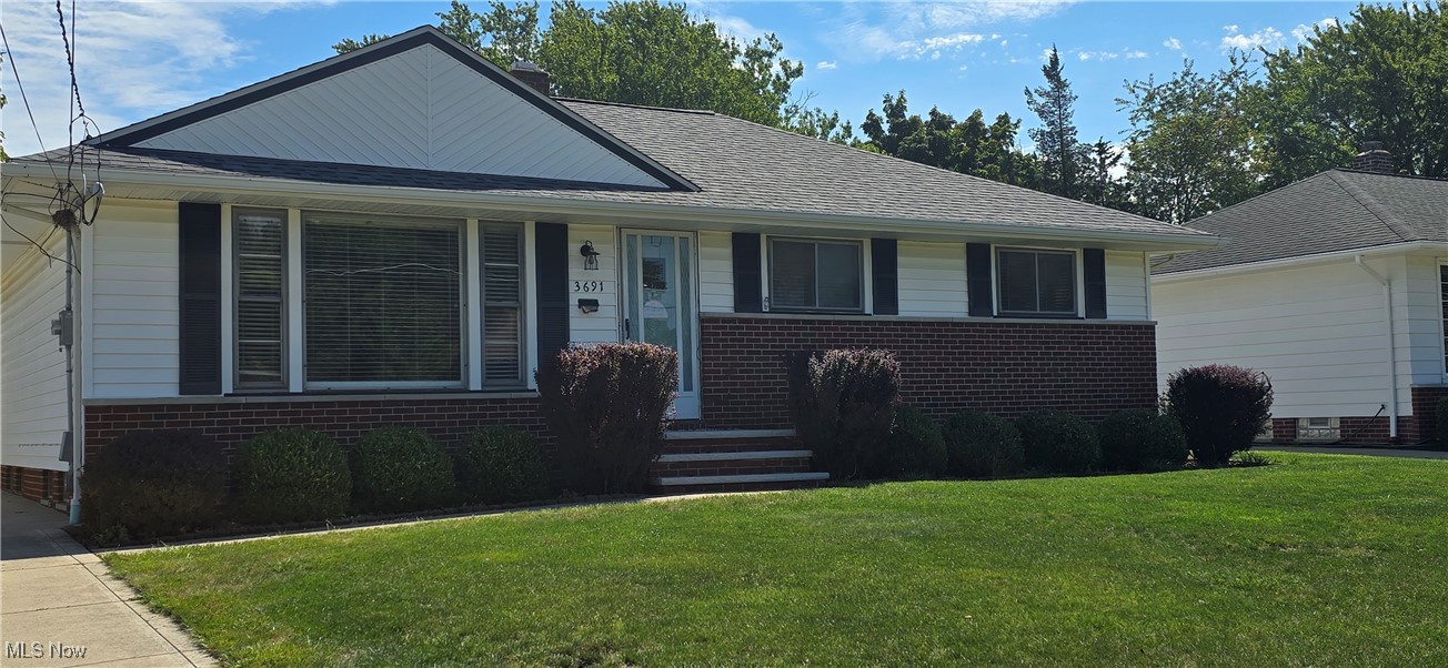 Welcome to your dream home in Rocky River! This stylish, updated ranch is conveniently located near parks, shops, hospitals, and Downtown. With 3 beds, 2.5 baths, hardwood floors, a white kitchen with granite countertops, and included appliances, this home is move-in ready. The main bedroom boasts a half bath for added convenience. Offering a 1-2 years lease, 1 months deposit. Fenced-in Backyard and pet friendly. This home is perfect for those seeking stability. Don't miss out on this opportunity to live in the highly-rated Rocky River School District. Contact us for a showing today!