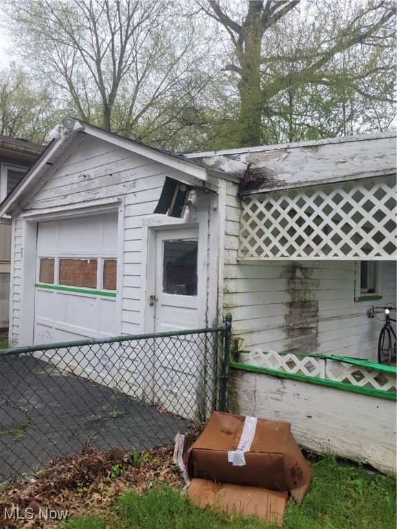 1134 Juneau Avenue, Akron, Ohio image 32