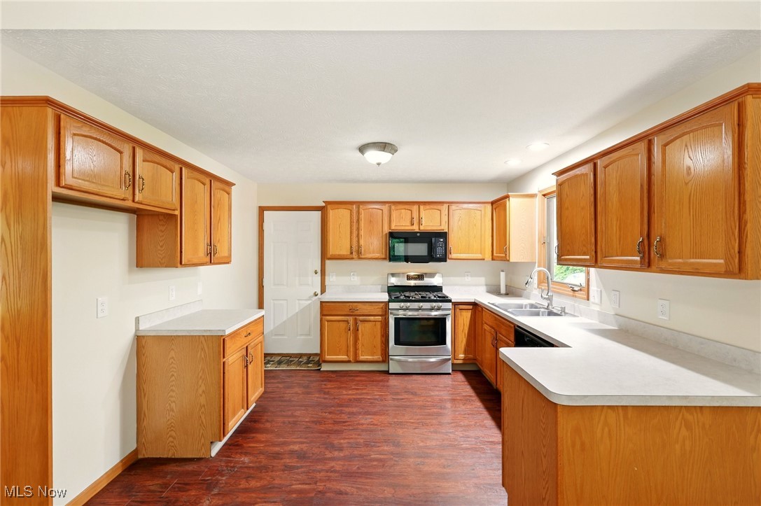 405 Haines Street, Elyria, Ohio image 17