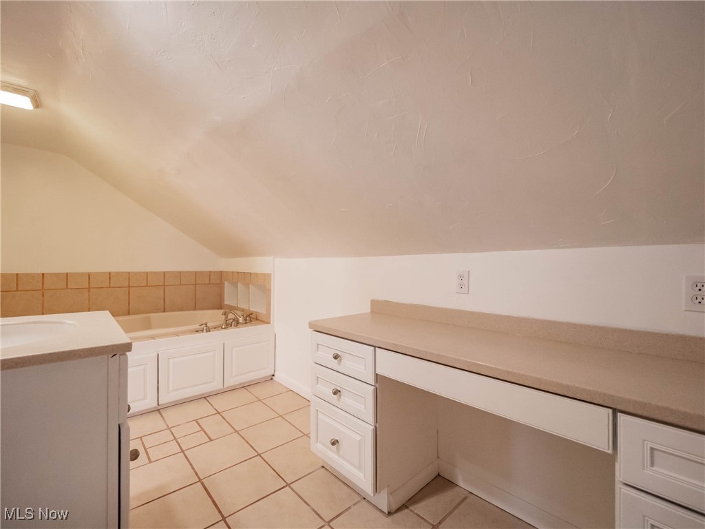2836 Mayfield Road, Cleveland Heights, Ohio image 23