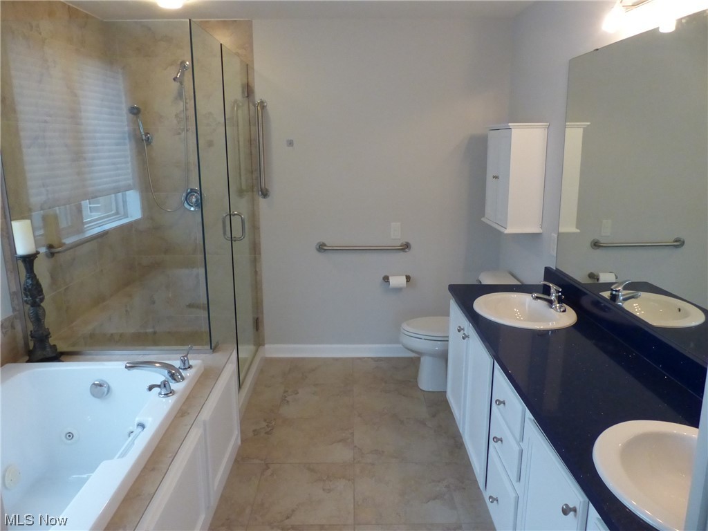 Larimar Lake Club - Residential