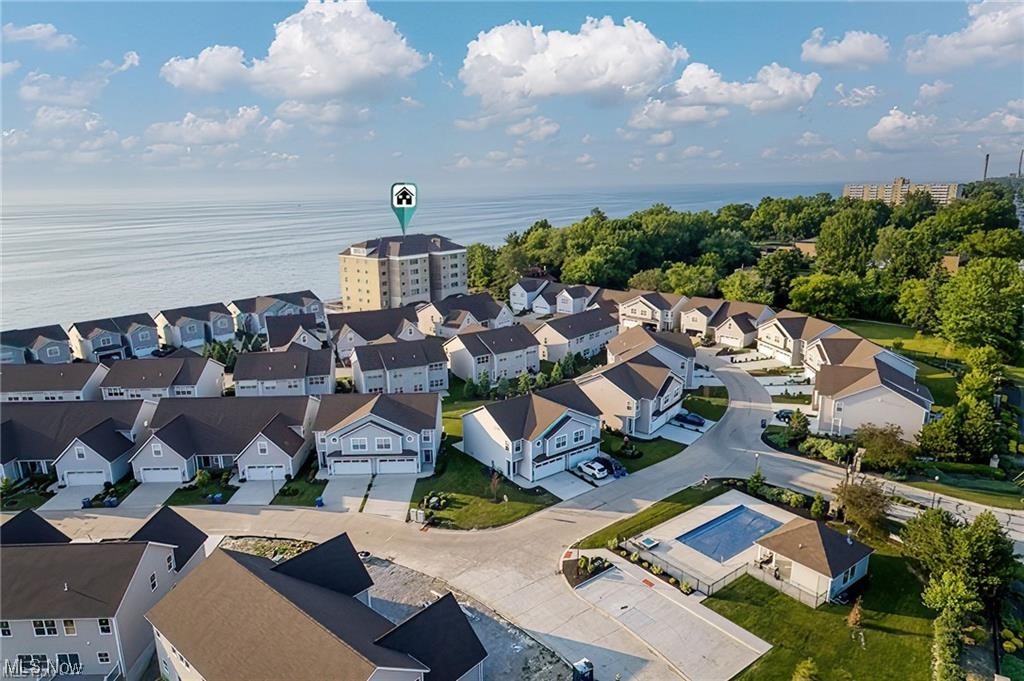 Larimar Lake Club - Residential