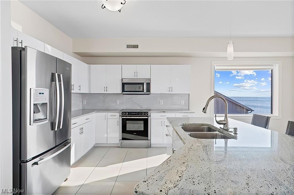 Larimar Lake Club - Residential