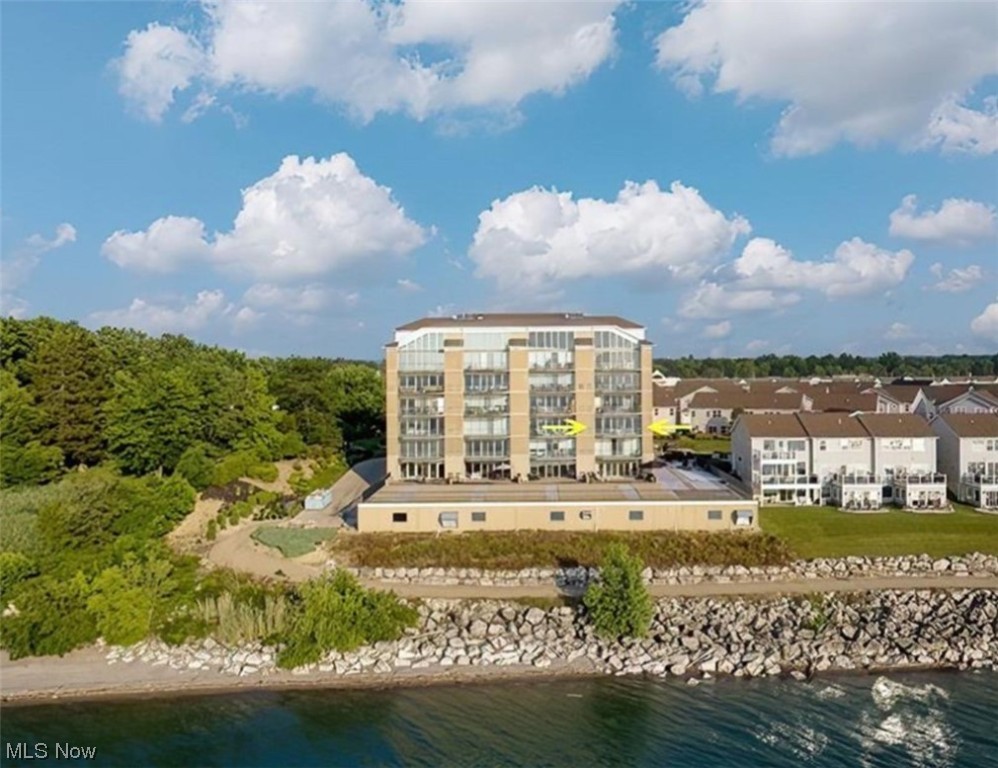 Larimar Lake Club - Residential