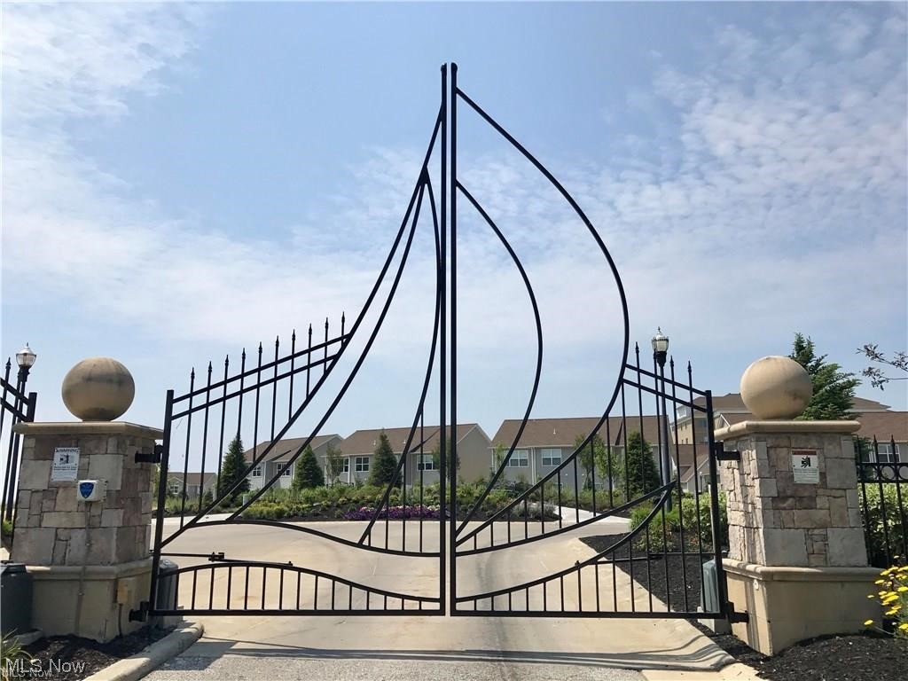 Larimar Lake Club - Residential