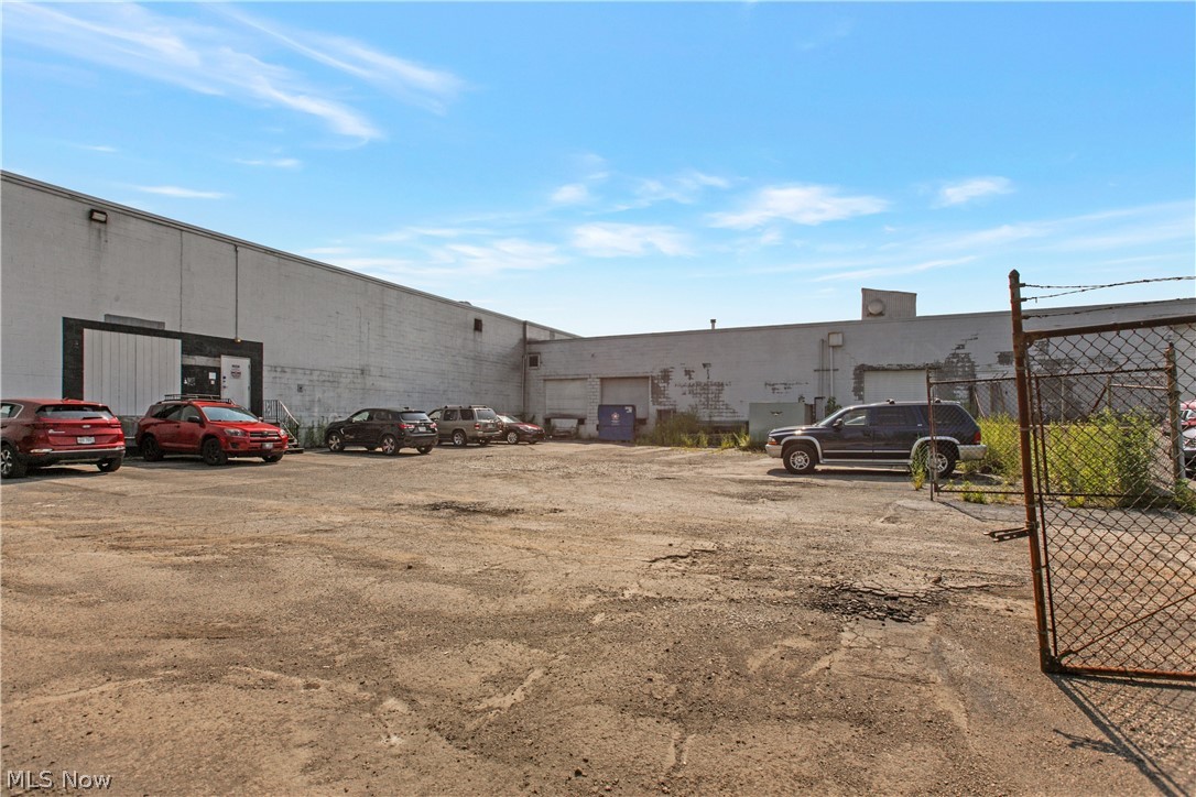 Brooklyn - Commercial Sale