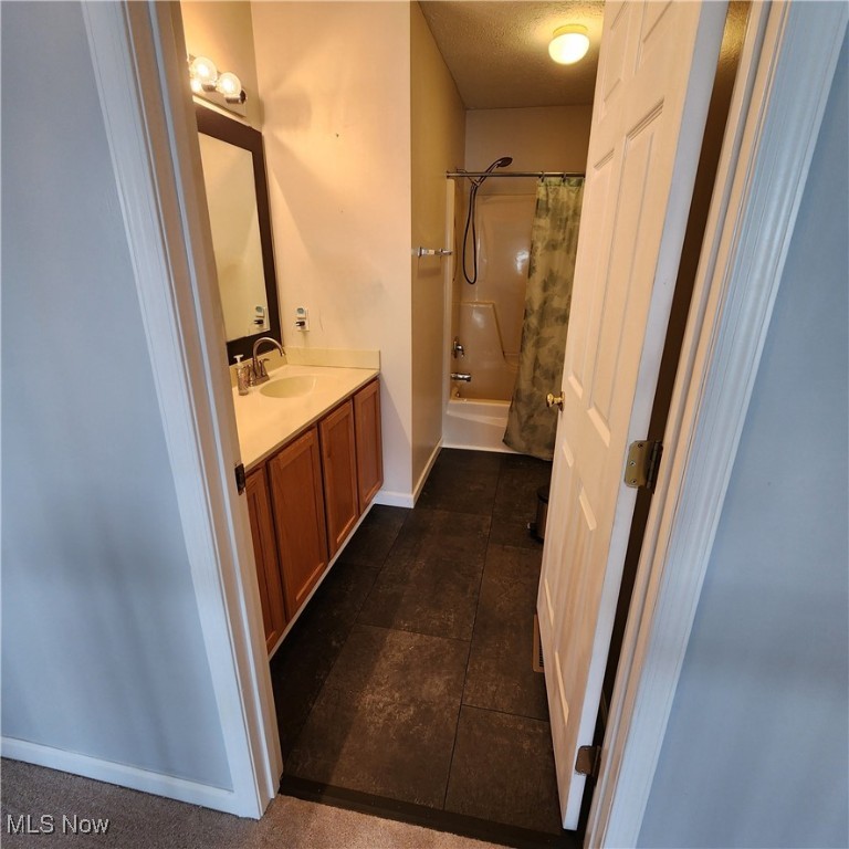 4390 Lexington Ridge Drive, Medina, Ohio image 27