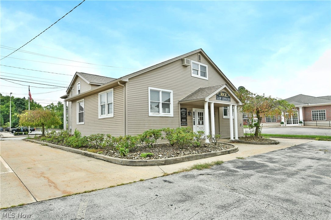 48 W Liberty Street