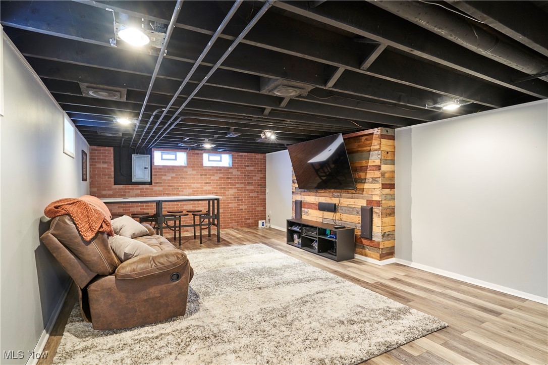 Middleburg Heights, Ohio 44130, United States, 3 Bedrooms Bedrooms, ,2 BathroomsBathrooms,Residential,Active,191354