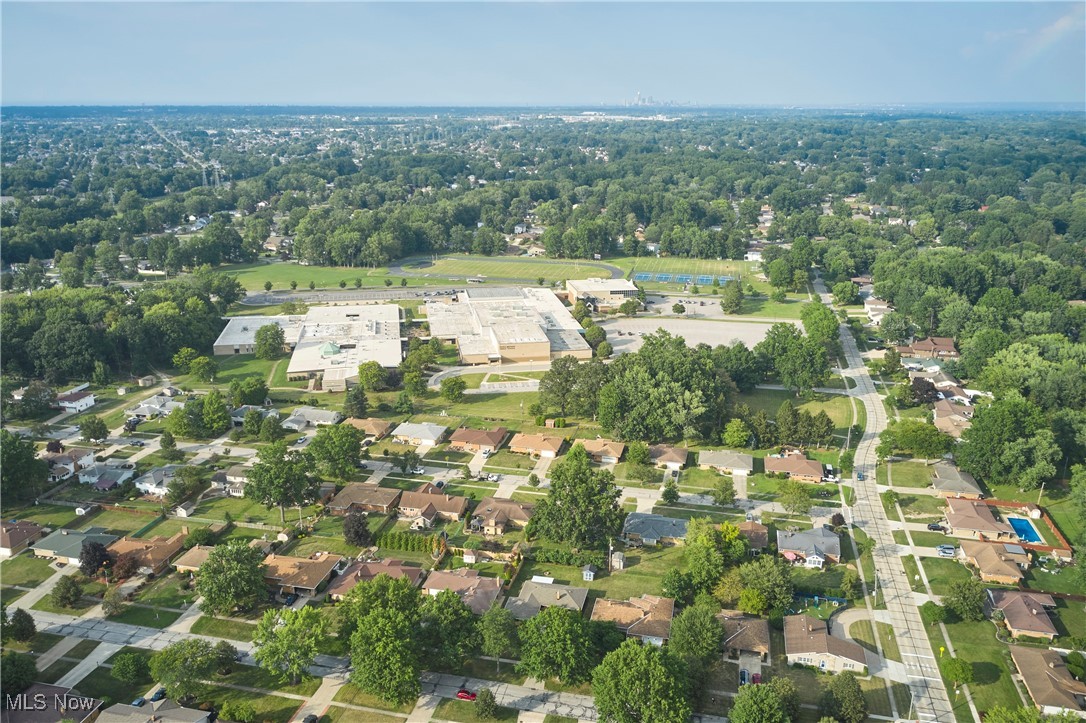 Middleburg Heights, Ohio 44130, United States, 3 Bedrooms Bedrooms, ,2 BathroomsBathrooms,Residential,Active,191354