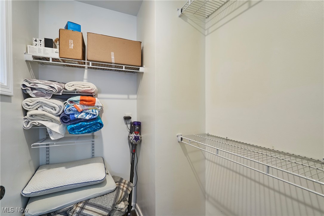 Middleburg Heights, Ohio 44130, United States, 3 Bedrooms Bedrooms, ,2 BathroomsBathrooms,Residential,Active,191354