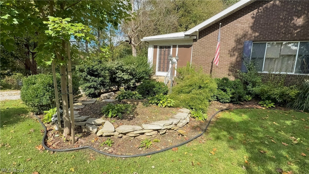 953 Lakeview Drive