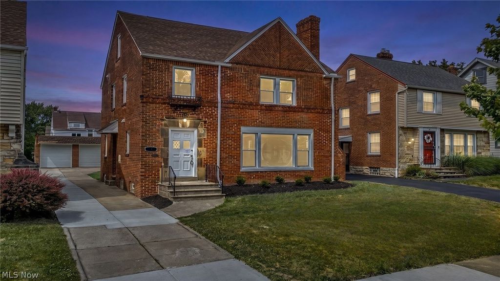 Photo of 3601 Tullamore Road, University Heights, OH 44118 (MLS # 5219088)