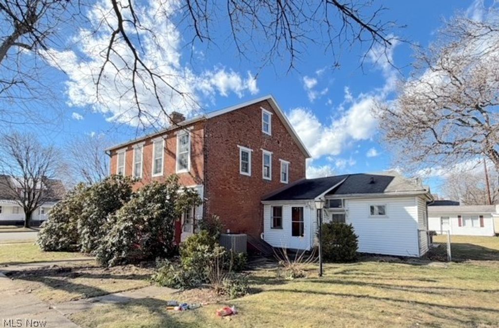 Photo of 152 3rd Street SW, New Philadelphia, OH 44663 (MLS # 5186827)