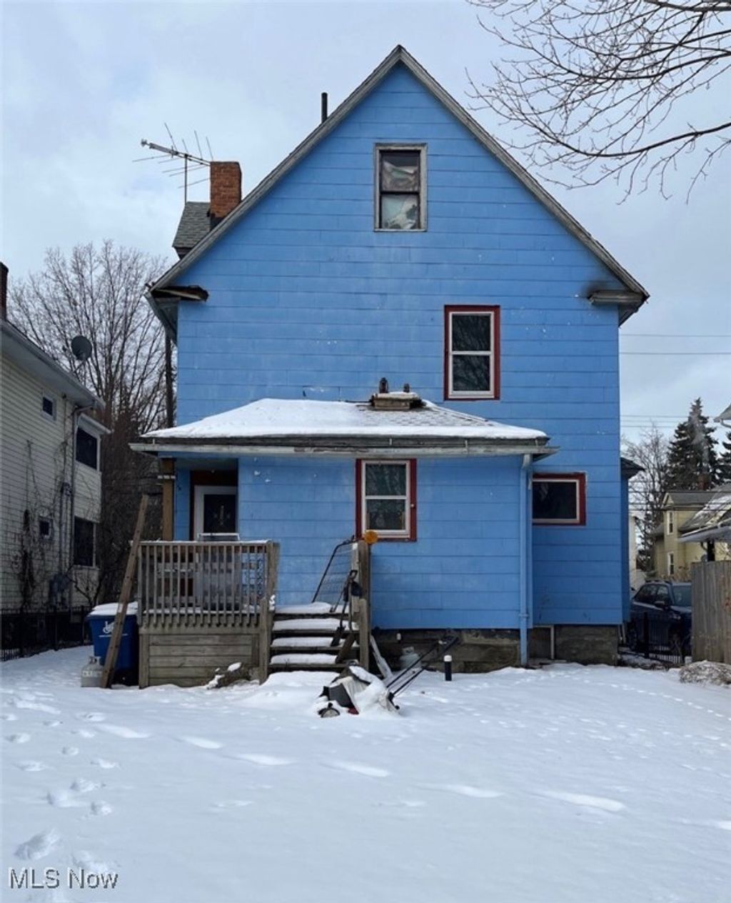 Photo of 1351 Beach Avenue, Lakewood, OH 44107 (MLS # 5183675)