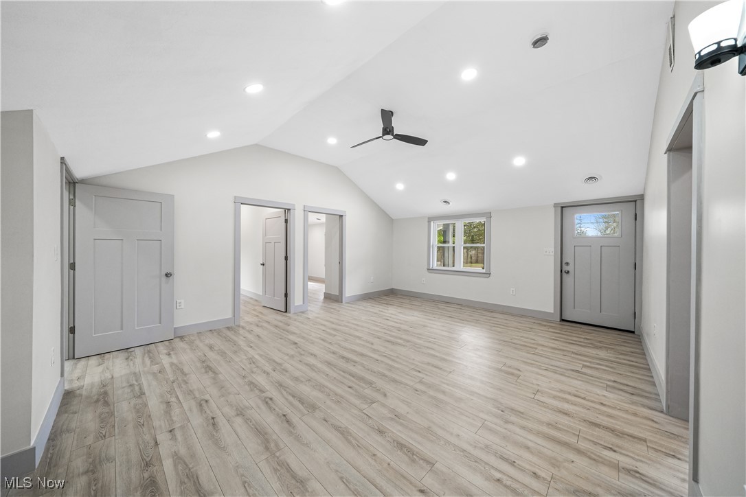 16222 Paulette Drive, Burton, Ohio image 9