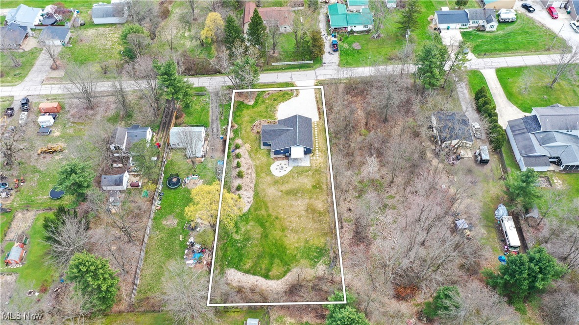 16222 Paulette Drive, Burton, Ohio image 42