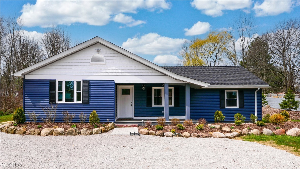 16222 Paulette Drive, Burton, Ohio image 1