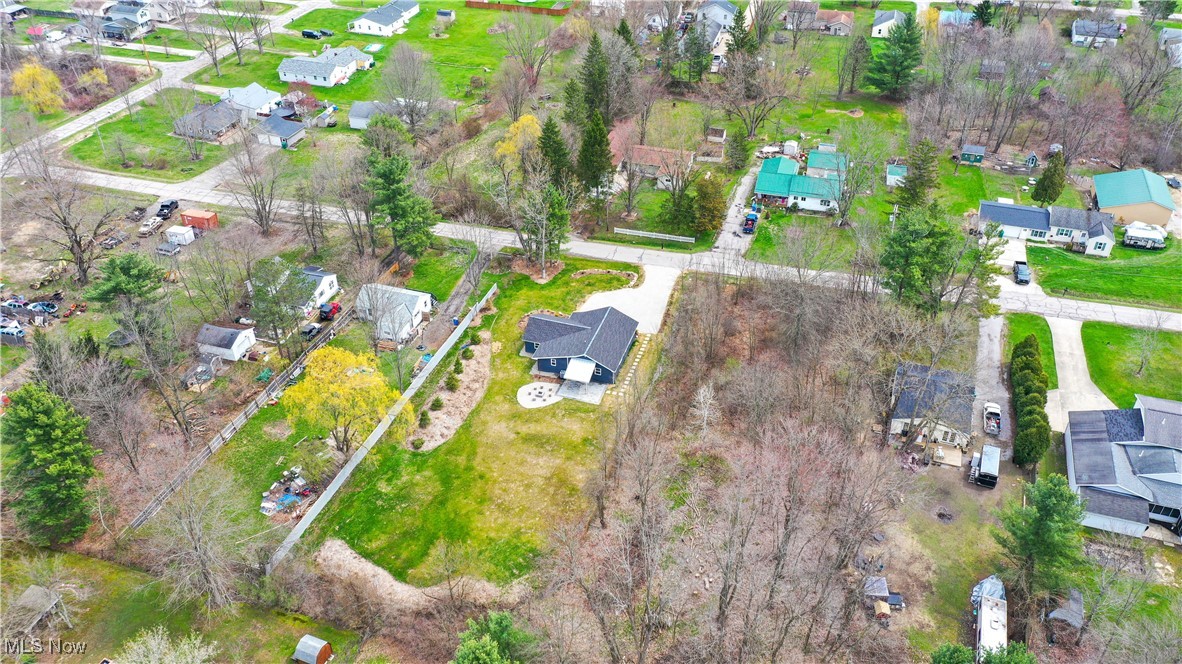 16222 Paulette Drive, Burton, Ohio image 44