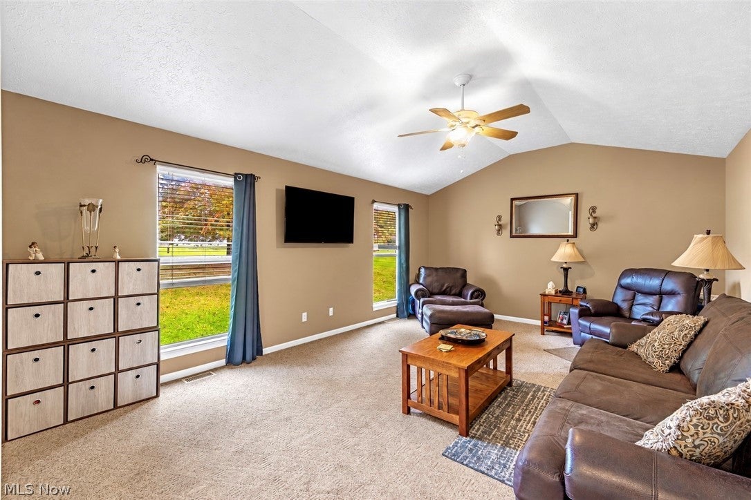 5577 Shawnee Trail