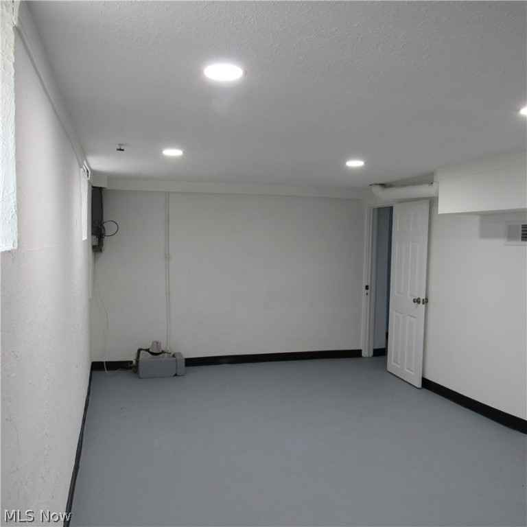 Nesmith Lake Heights - Residential