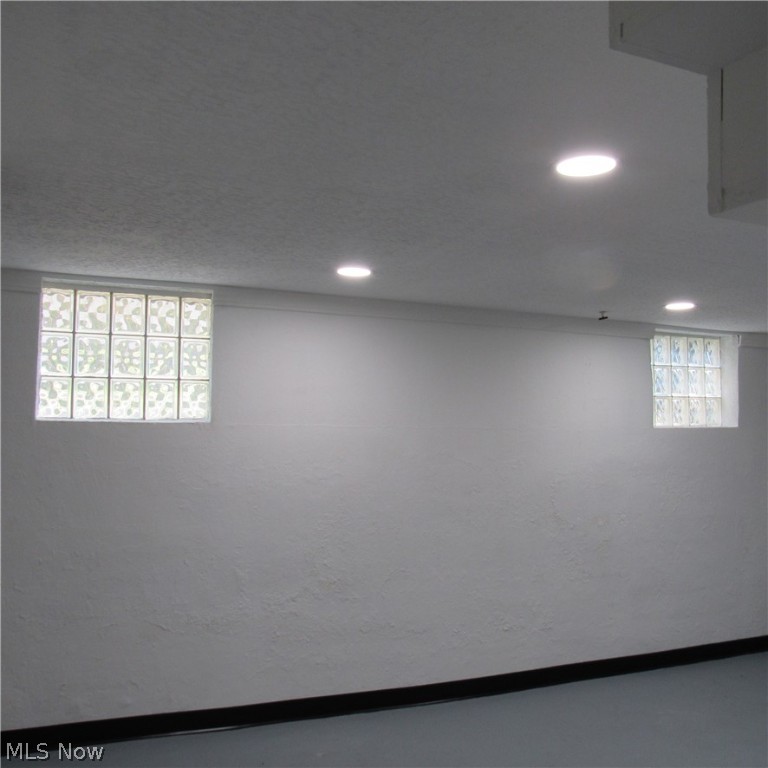 Nesmith Lake Heights - Residential