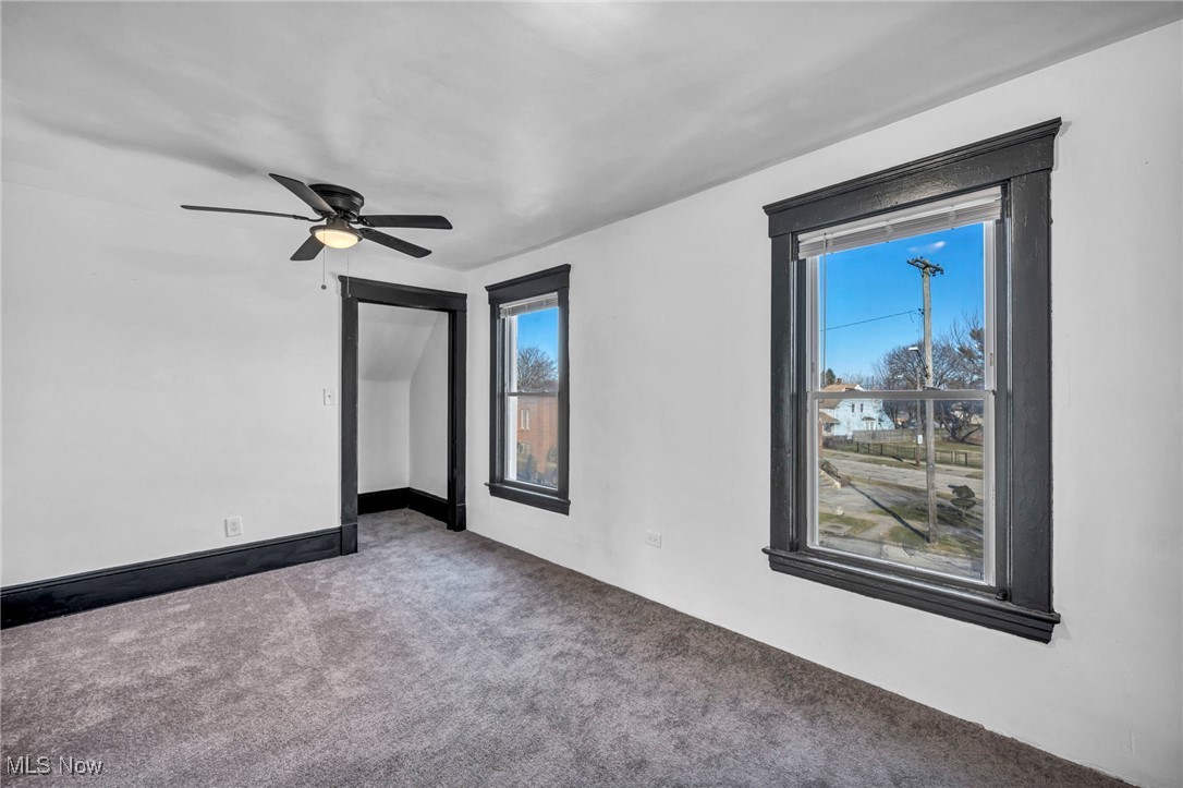 James M Hoyts - Residential