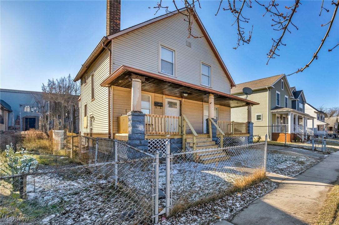 James M Hoyts - Residential