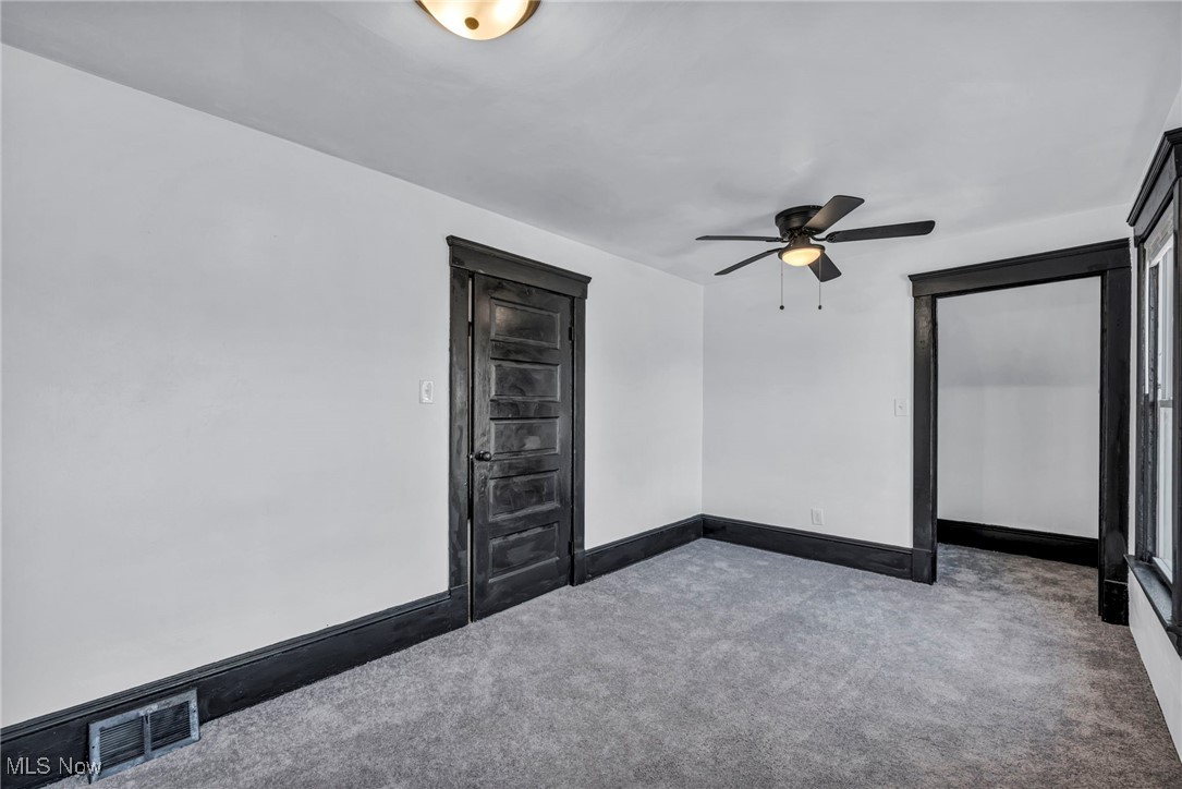 James M Hoyts - Residential