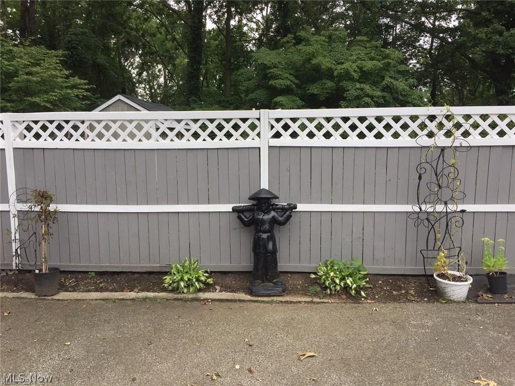 Bellaire Drive - Residential