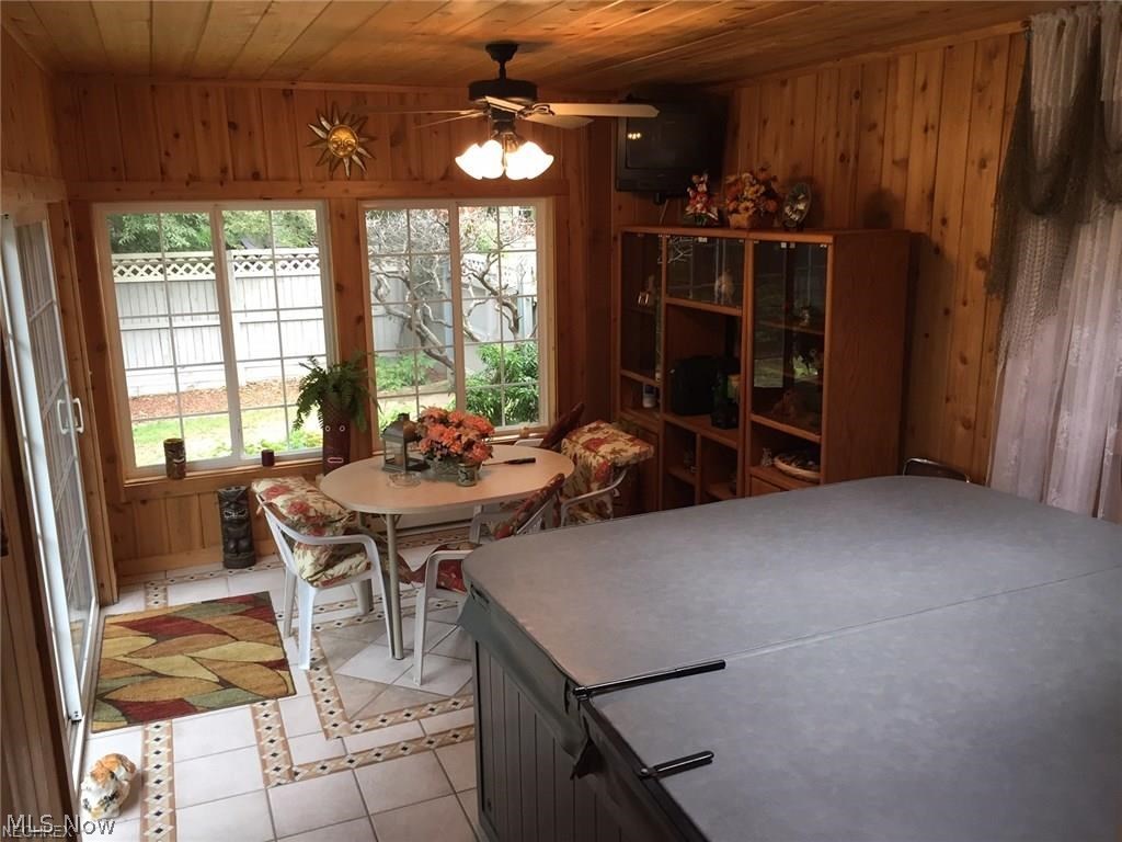 Bellaire Drive - Residential