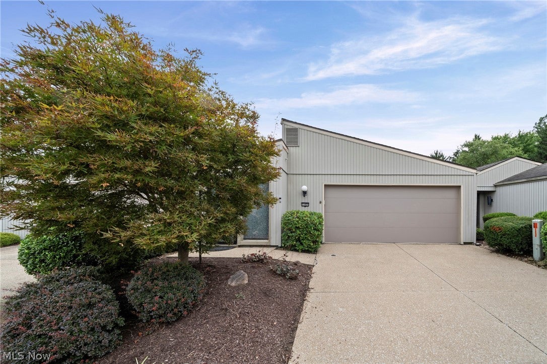11025 Southwind Court