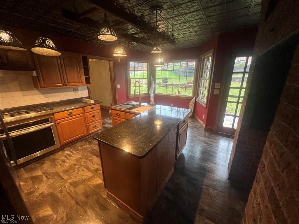 East Liverpool, Ohio 43920, United States, 4 Bedrooms Bedrooms, ,2 BathroomsBathrooms,Residential,Active,171169