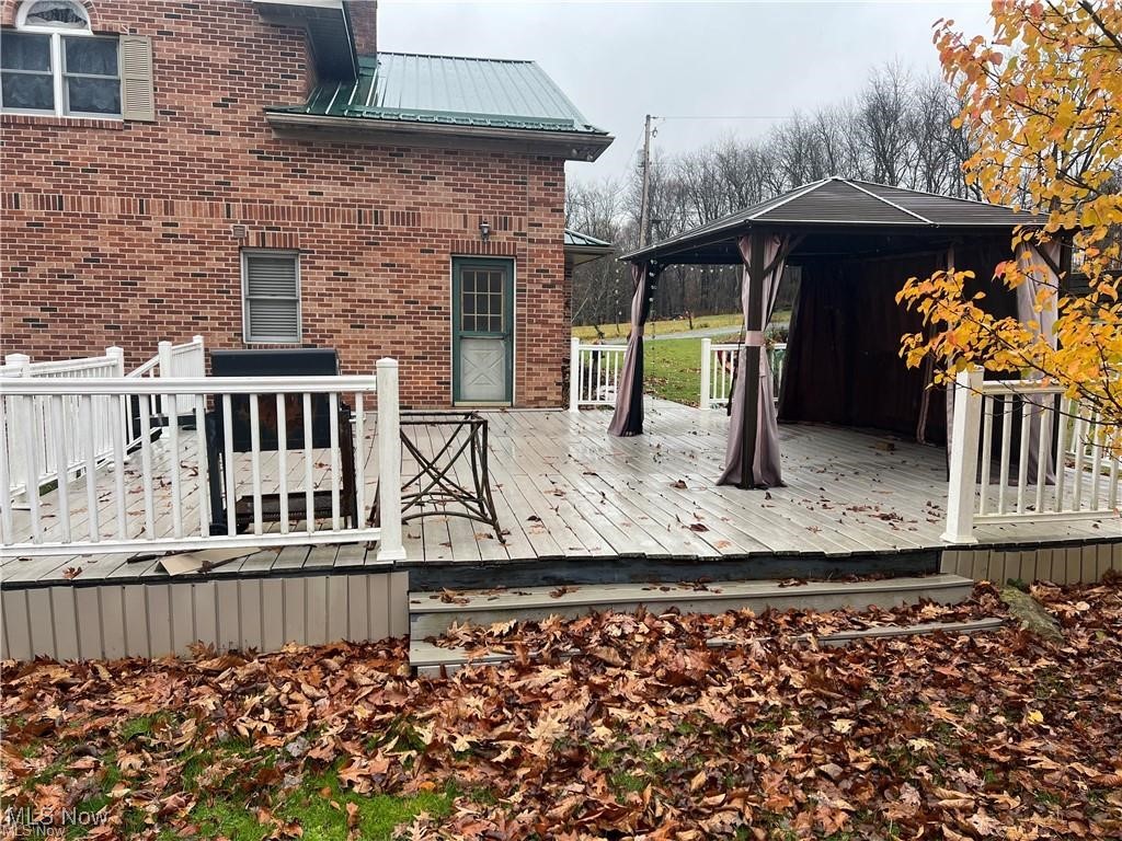 East Liverpool, Ohio 43920, United States, 4 Bedrooms Bedrooms, ,2 BathroomsBathrooms,Residential,Active,171169