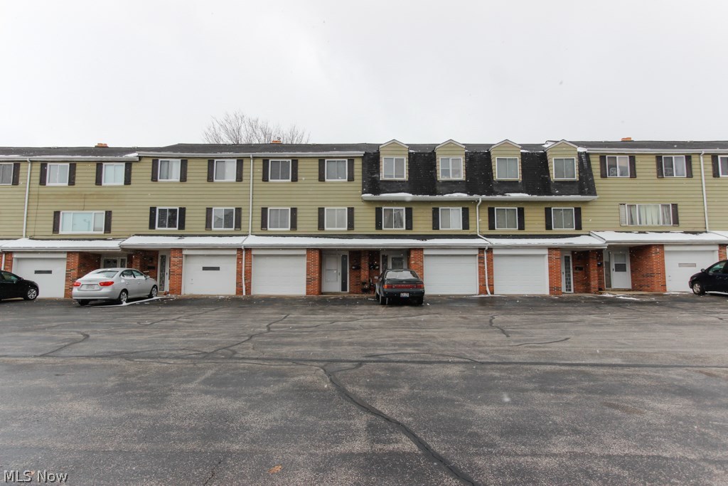 Hyde Park Condo - Residential