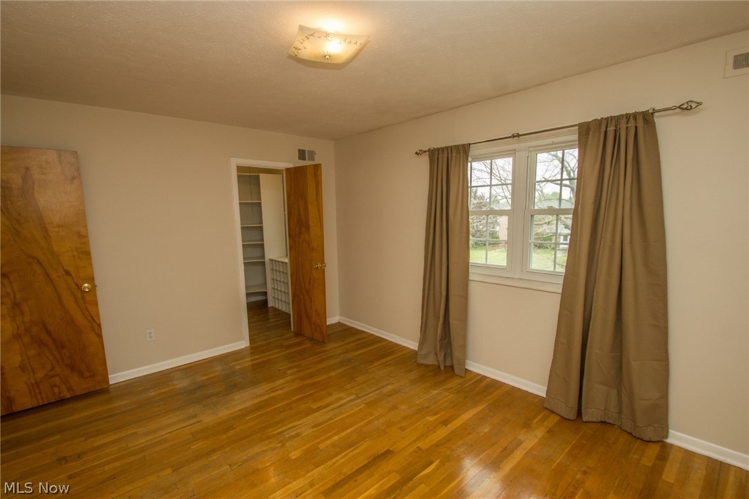 Bear Crk Village Conod 01 - Residential