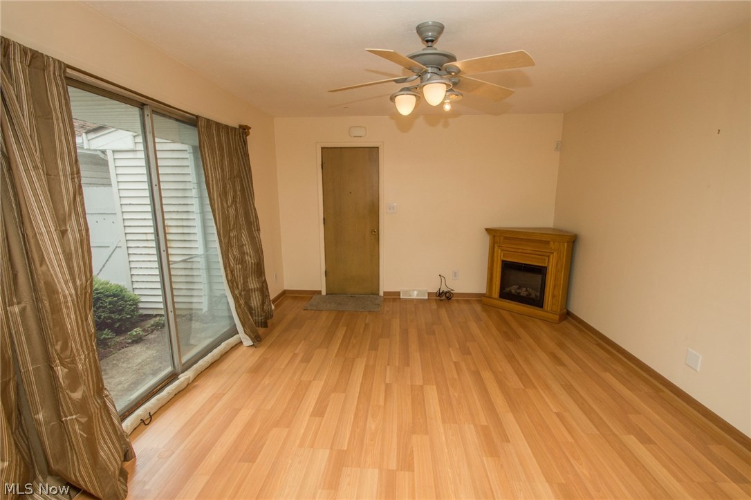 Bear Crk Village Conod 01 - Residential