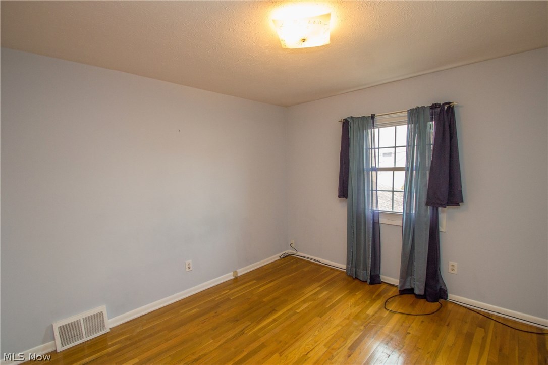 Bear Crk Village Conod 01 - Residential