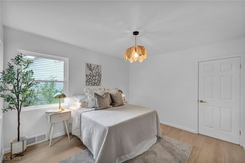 Tiny photo for 3457 Wooster Road, Rocky River, OH 44116 (MLS # 5178995)