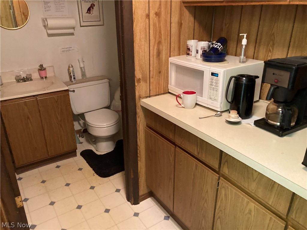 Niles City - Commercial Sale