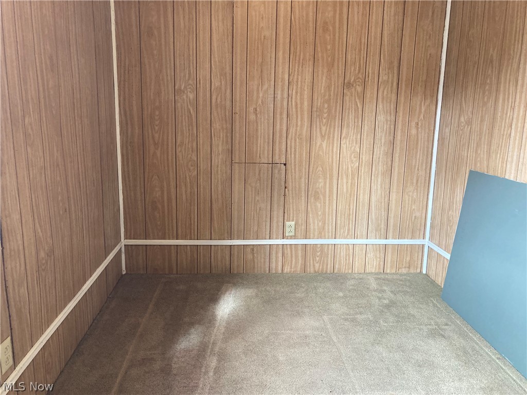 Niles City - Commercial Sale