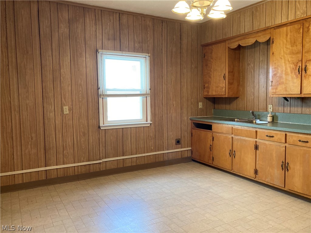 Niles City - Commercial Sale