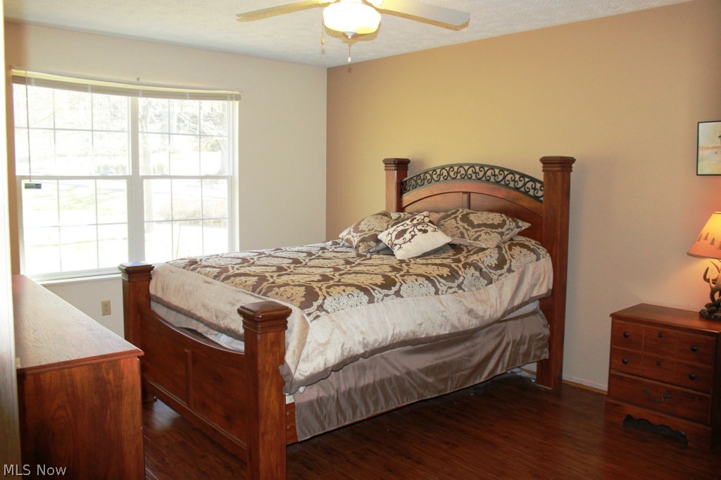 Cambridge/Crk Condos Ph I - Residential