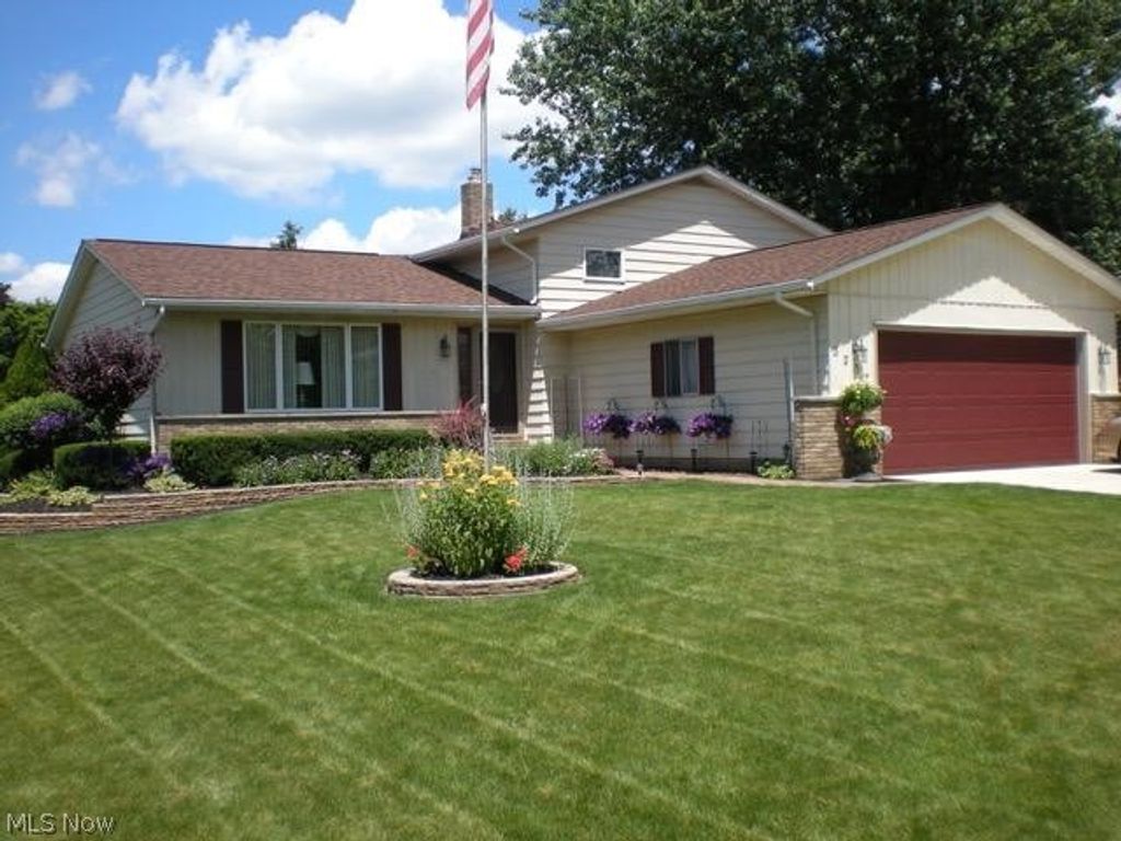 Photo of 3237 Valley Forge Drive, Brunswick, OH 44212 (MLS # 5185547)