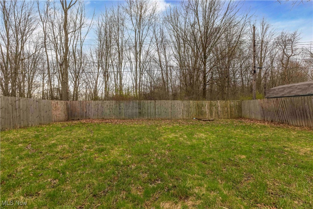 1038 Oakwood Drive, Elyria, Ohio image 26