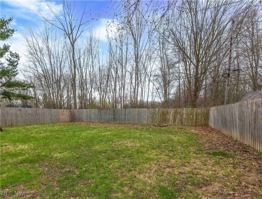 1038 Oakwood Drive, Elyria, Ohio image 27