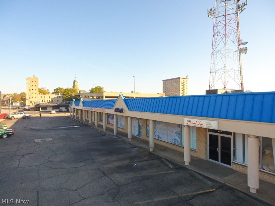 231 Main Avenue SW