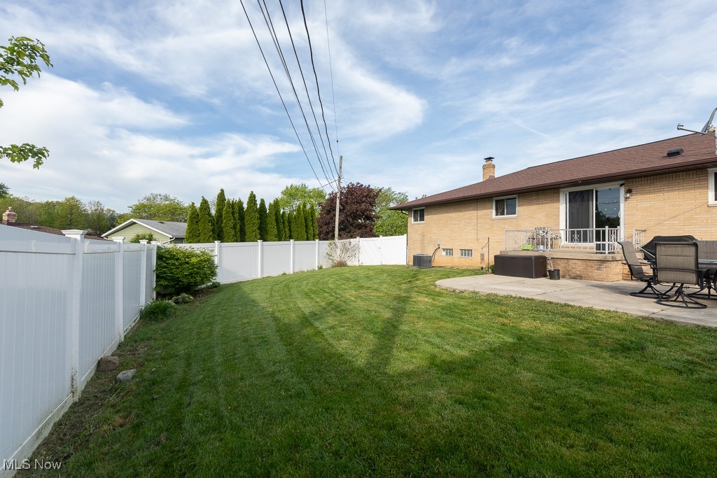 8605 Banner Lane, Parma, Ohio image 34