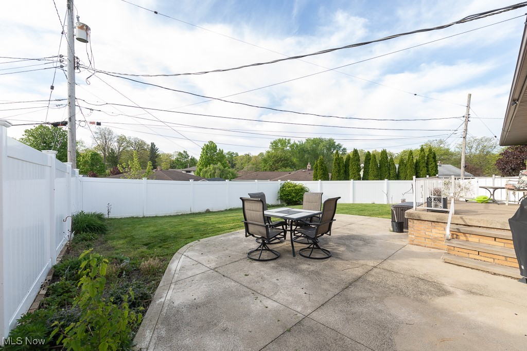 8605 Banner Lane, Parma, Ohio image 31